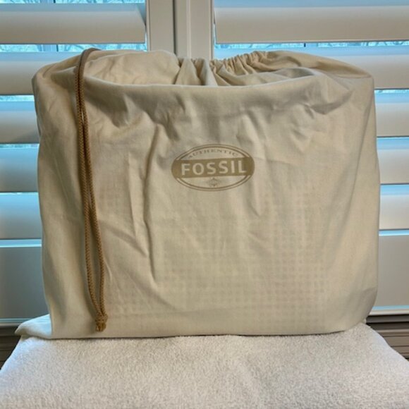 Fossil Fiona Shopper Tote Bag (NWT)